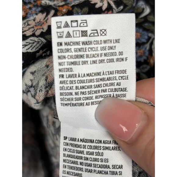 American Eagle Womens Top Sz Small Black Moody Floral Boho Cottagecore Whimsy - Picture 9 of 10
